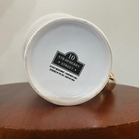 10 Strawberry Street “Best Mom Ever” Mug | Gold Floral Ceramic Gift Cup - Picture 4 of 4